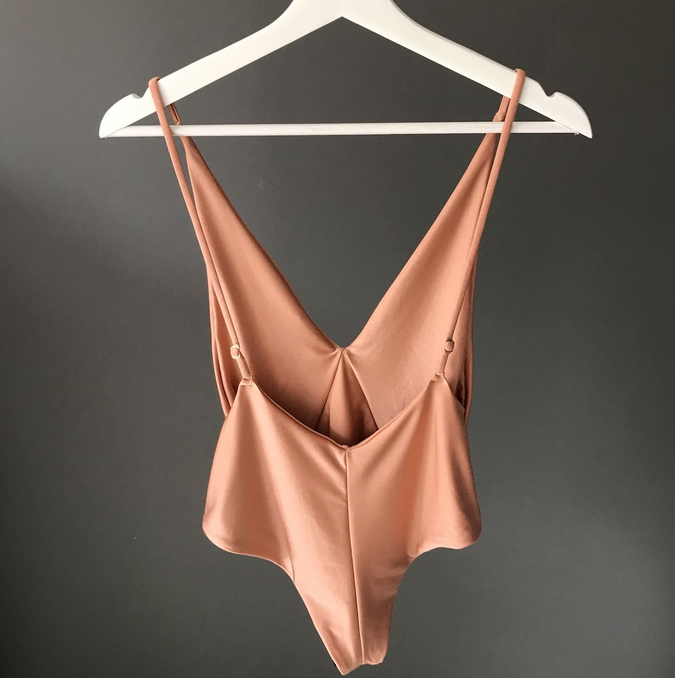 Onyx One Piece - Peach